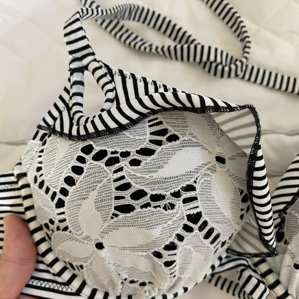 Bikini bundle - Picture 7 of 10